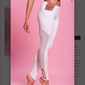 White popflex leggings